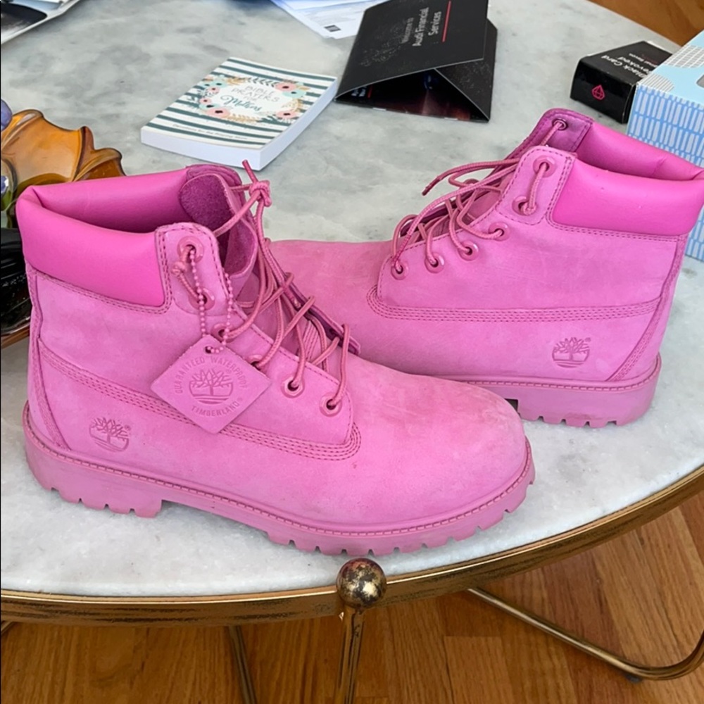 BARBIE PINK TIMBERLAND BOOTS